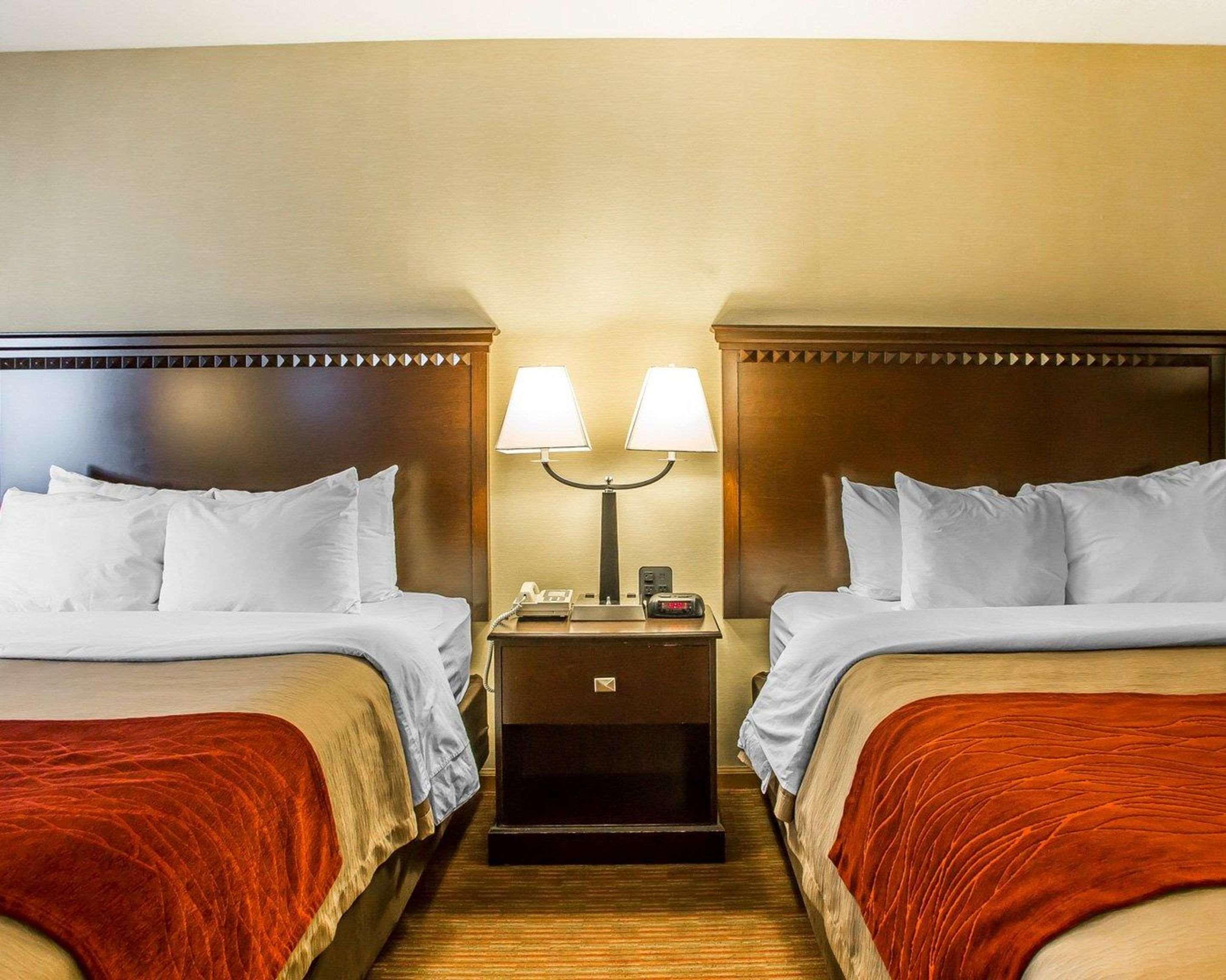 Quality Inn Greenville North Buitenkant foto