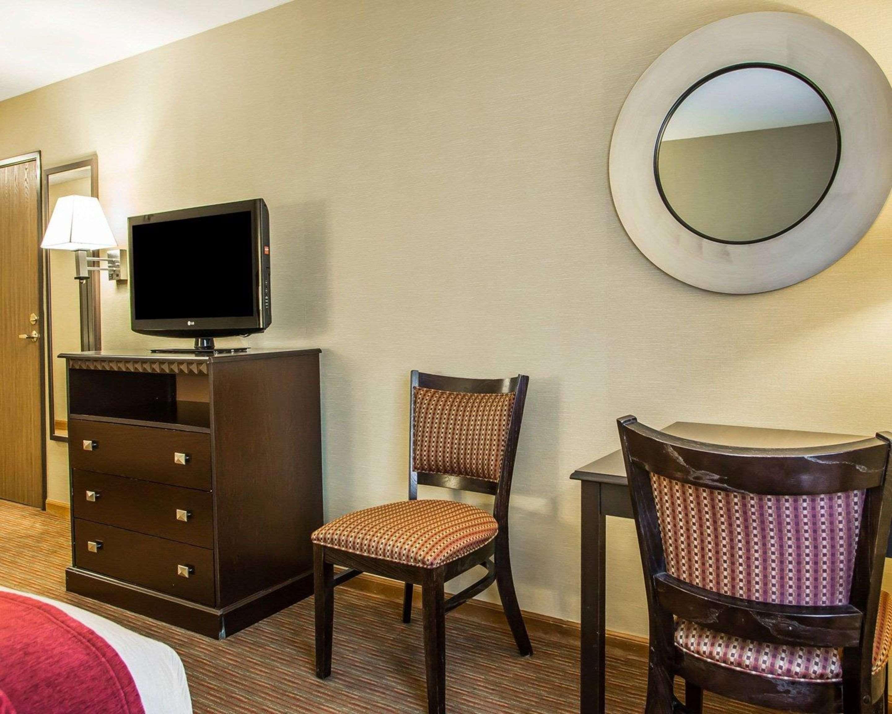 Quality Inn Greenville North Buitenkant foto